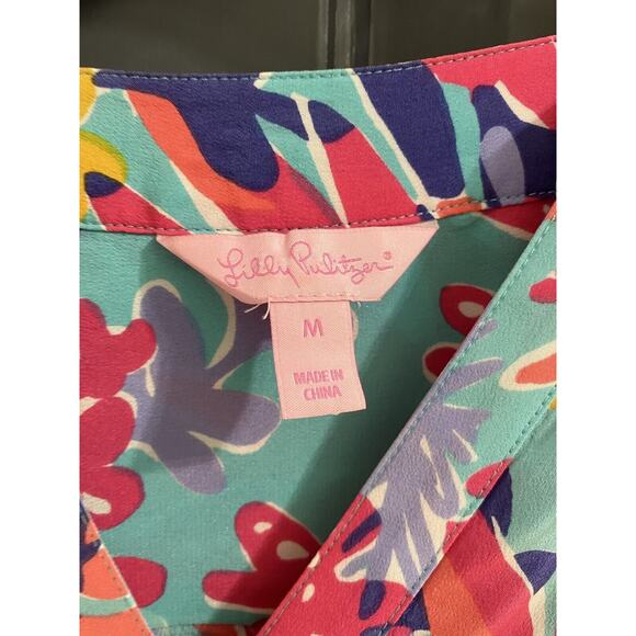 Lilly Pulitzer Trippin and Sippin Elsa Silk Popover Blouse Size M Pink Flowers - Picture 3 of 9